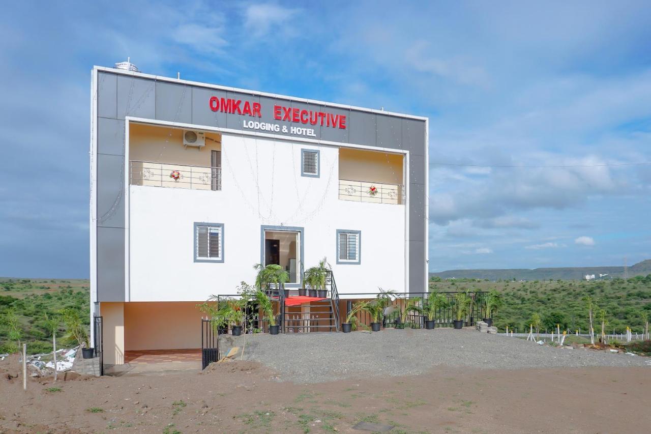 OYO 81616 Omkar Executive Vagholi Exterior foto