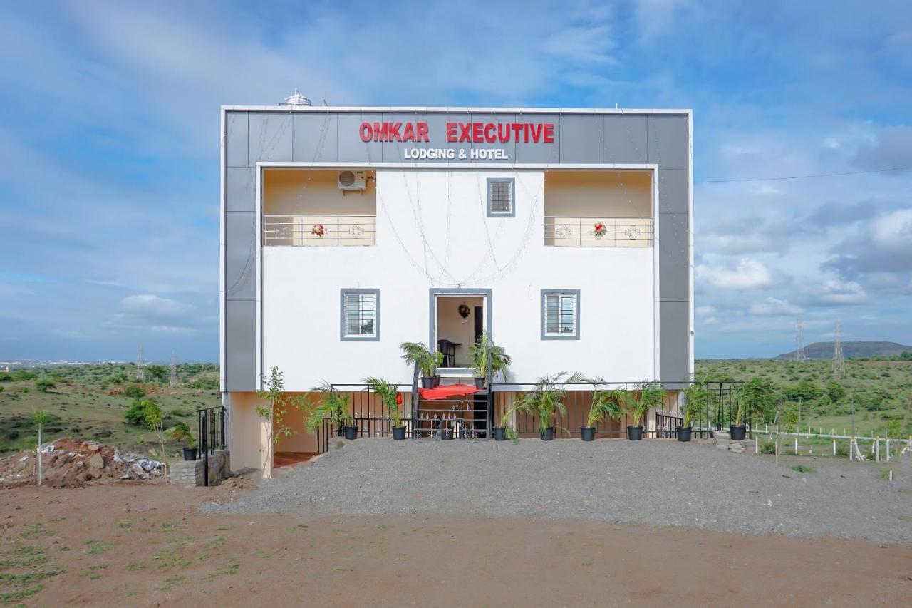 OYO 81616 Omkar Executive Vagholi Exterior foto